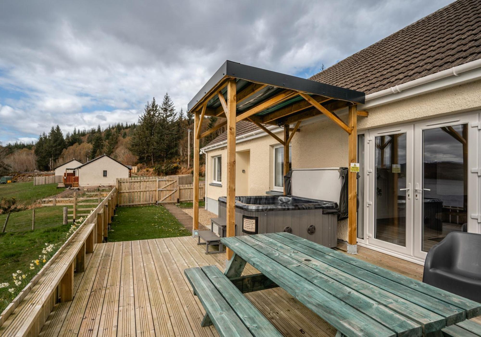 Loch Ness Cottage Fort Augustus Exterior foto